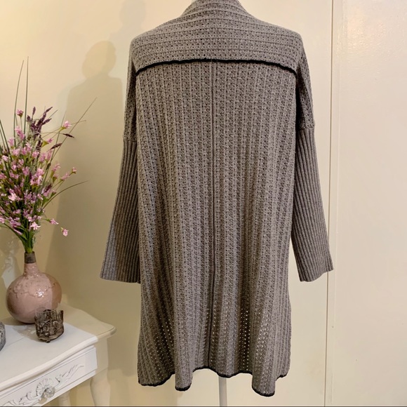 UGG W Riley Long Cardigan Sweater Poncho NWT $298 - Picture 4 of 8